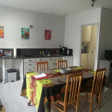 Appartamento Logis Des Chouans Les Landes-Genusson Esterno foto
