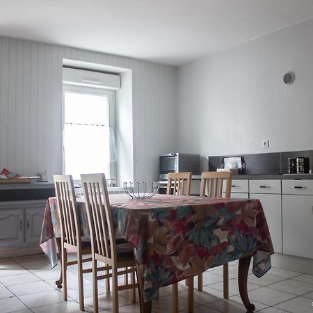 Appartamento Logis Des Chouans Les Landes-Genusson Esterno foto