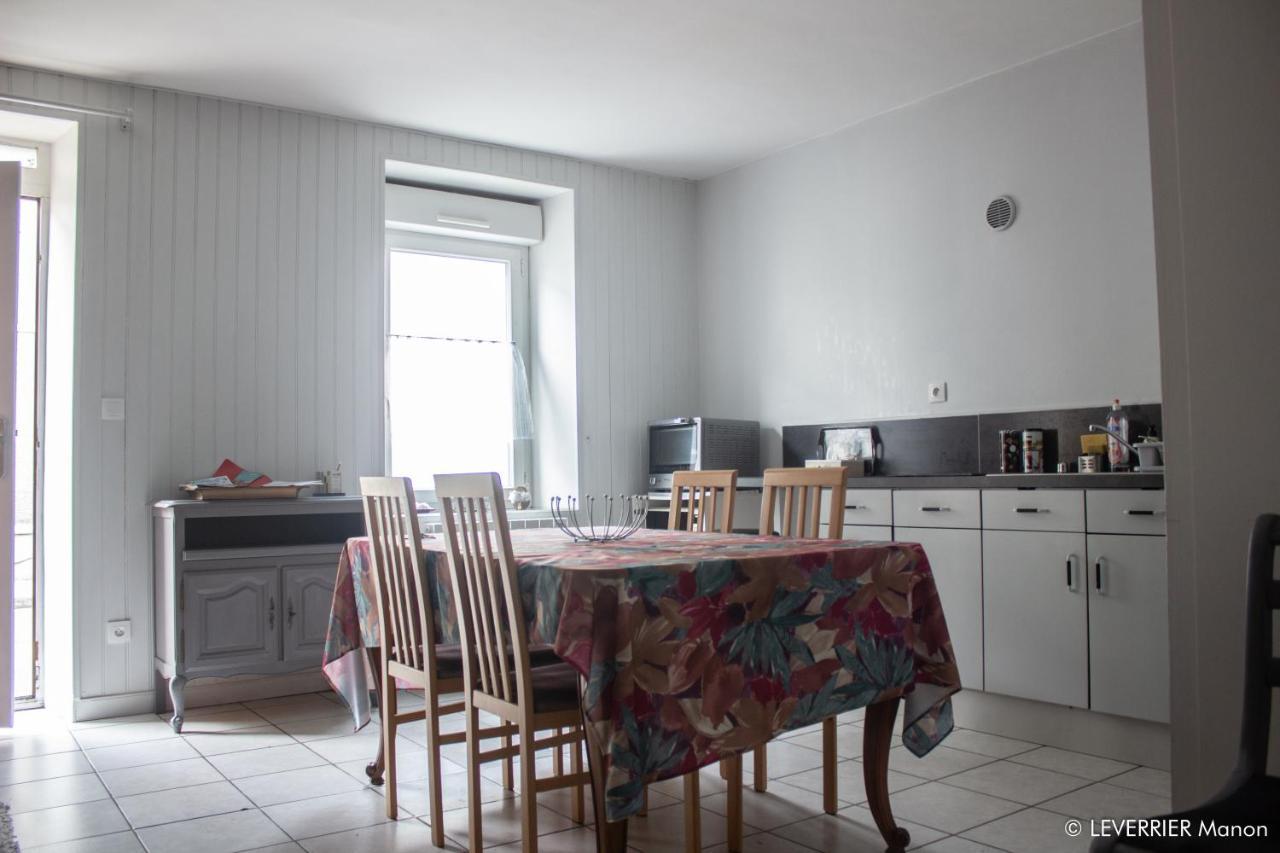 Appartamento Logis Des Chouans Les Landes-Genusson Esterno foto